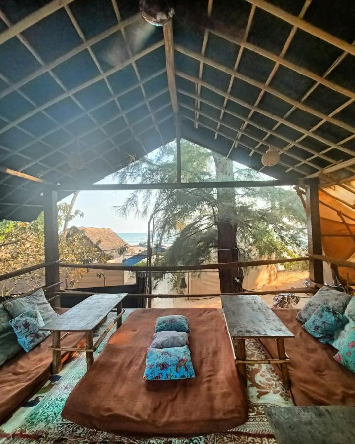 Nada Brahma Patnem Beach エクステリア 写真