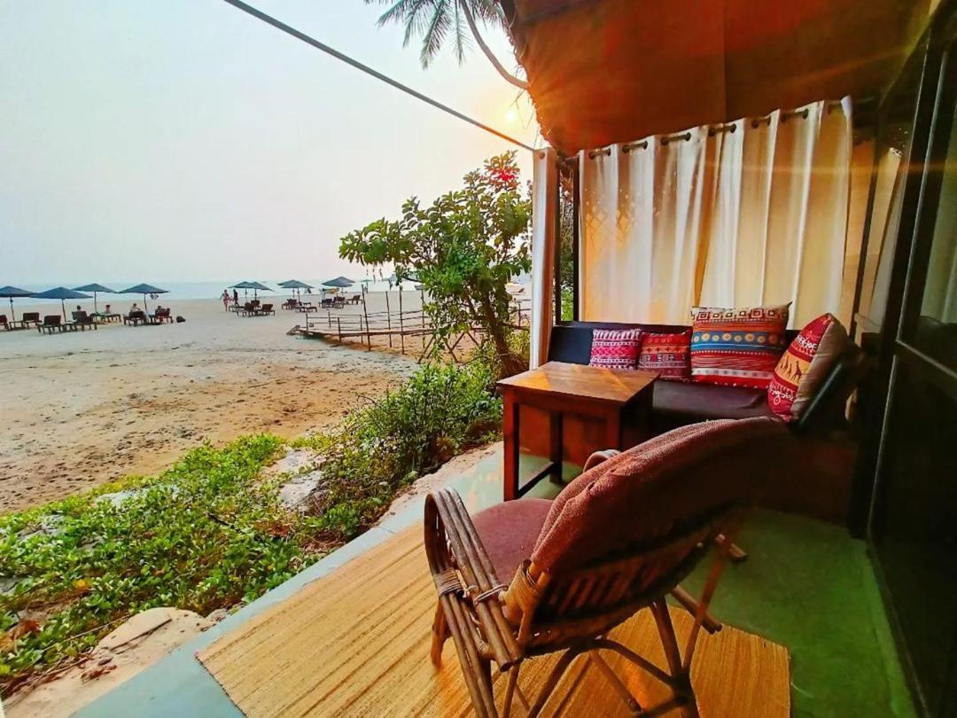 Nada Brahma Patnem Beach エクステリア 写真