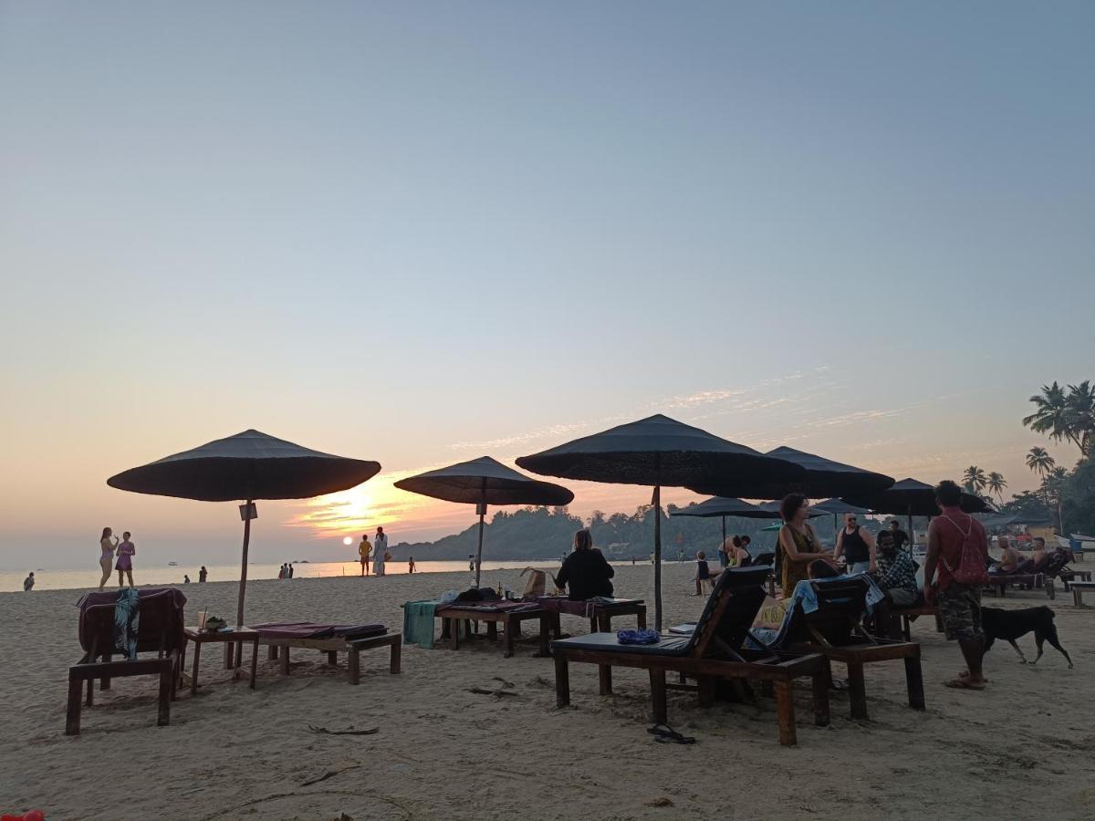 Nada Brahma Patnem Beach エクステリア 写真