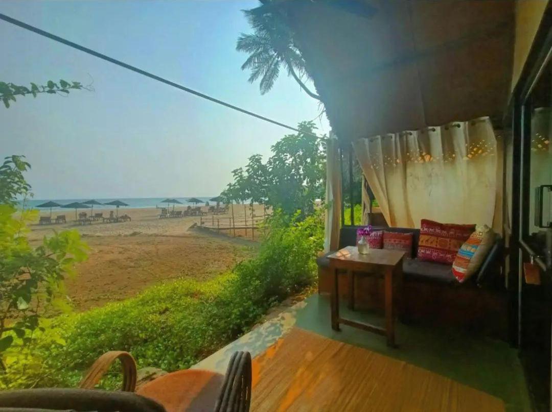 Nada Brahma Patnem Beach エクステリア 写真